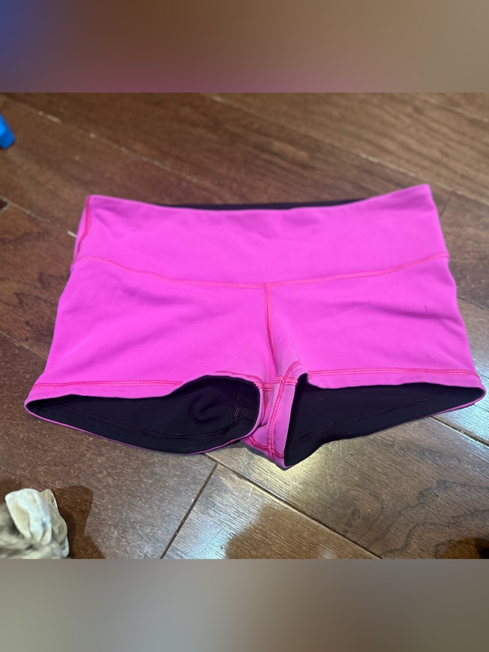 Lululemon Mini High-Rise PShorts — Women's Performance Shorts
